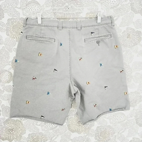 J. Crew Broken Golf Flag Men's Cut off Chino Shorts 34x9 - Picture 2 of 9